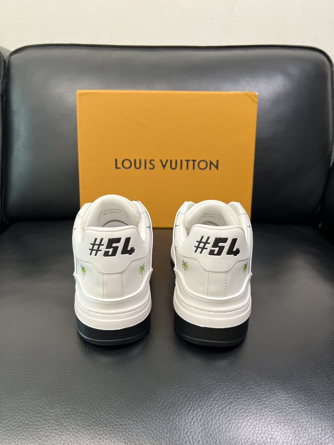 LV
